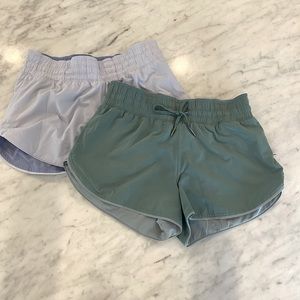 Lululemon bundle! Choose a Side 3inch shorts